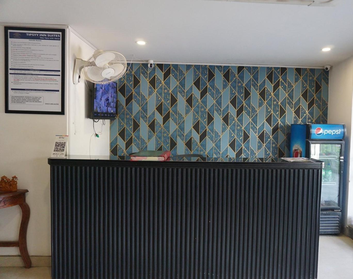 Tipsyy Inn 018 Гургаон Екстериор снимка